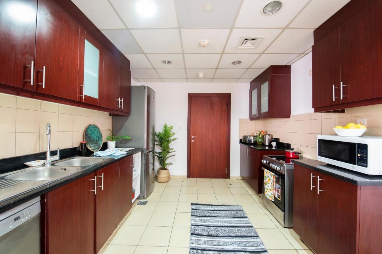 Nasma Luxury Stays- Majestic Marina Views, Lavish 4Br Getaway In Jbr Dubai Exteriör bild